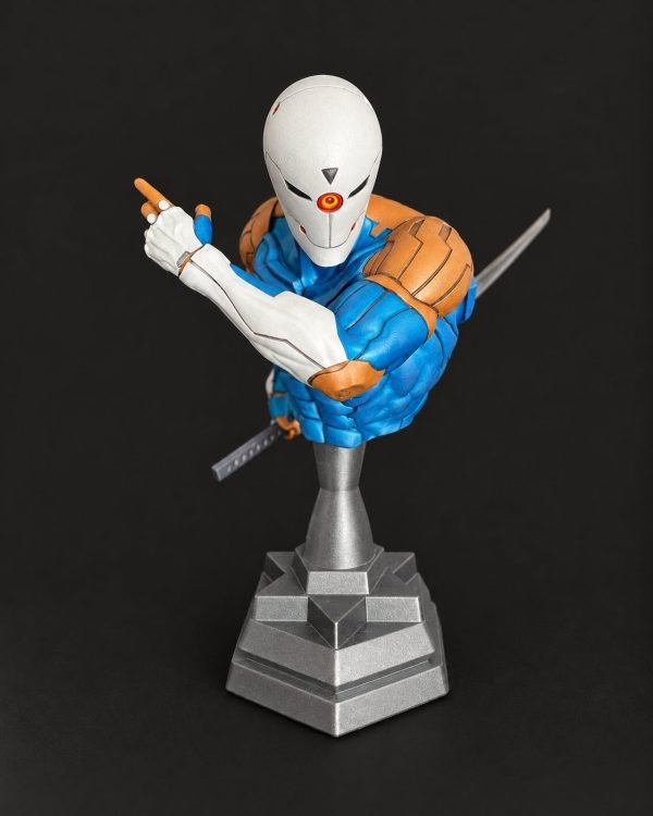 Hand-painted resin bust of Gray Fox, the cyborg ninja from Metal Gear Solid, pointing up, on a silver base
